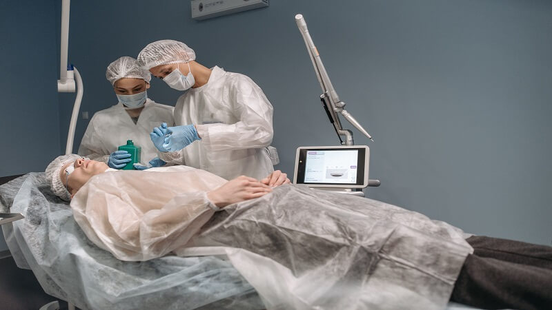 More Than a Makeover: What to Consider Before Choosing Cosmetic Surgery